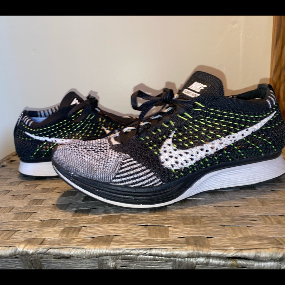 Women’s  Nike FlyKnit Racer